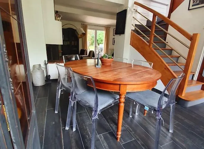 Maison De Charme Avec Vue 펜션 *